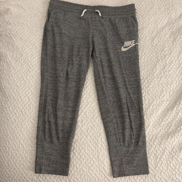 Nike Women’s Jogger Leggings - Picture 1 of 7